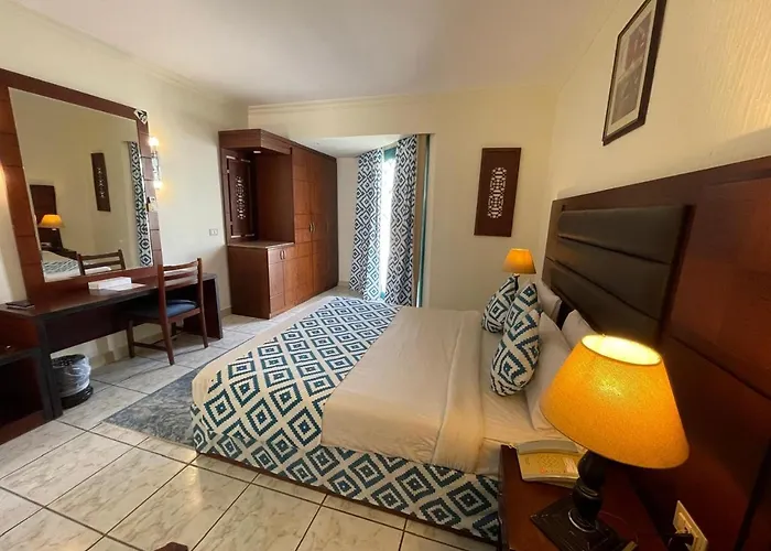 Resort Sharm Holiday Resort 4*