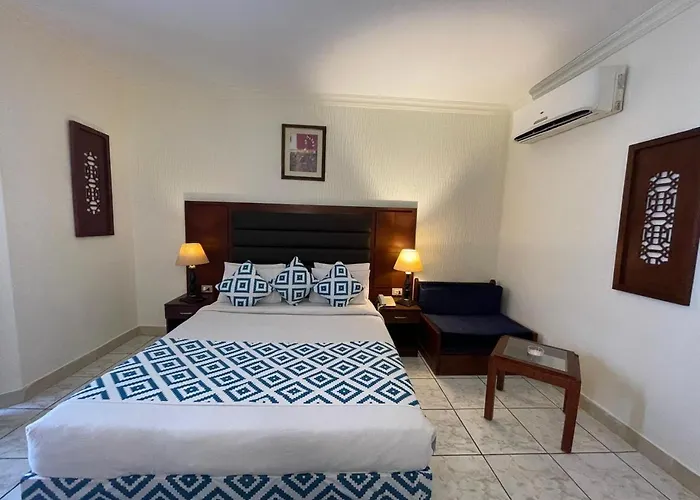 Sharm Holiday Resort 4* Şarm El-Şeyh